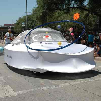 201, Space Oddity, Evelyn and Jim Fasnacht