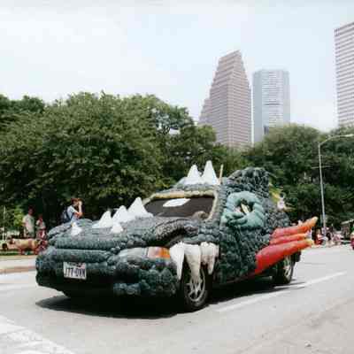 227, Ye' Olde Dragon Car, Eric Roberds