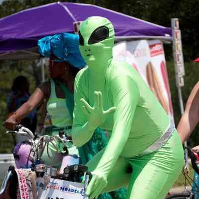 042, Out of this World Bike Gang, Megan Casillas