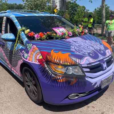247, Mama Nacho of Luchador Anonymous, Mama Nacho's Lady Dragon Wagon