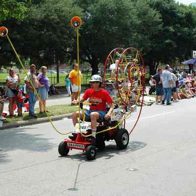 245, Wheels on the Move, Sam Jones and Art Students of Home Ed