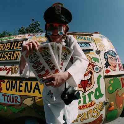 007, Funomena Mobile Museum of the Weird & Strange, Gerri Ann Siwek