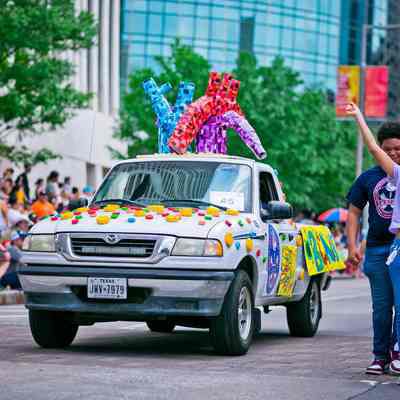 045, The HeArt CAR, Jose Figueroa