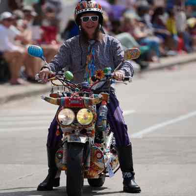 199, Ruckus-A-Muckus, Charlie Walton