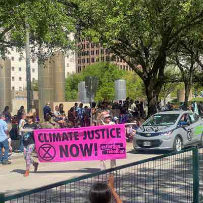 212, Extinction Rebellion Mobile, Torry Mercer