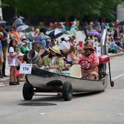 174, Carnew Convertible, George Sacaris