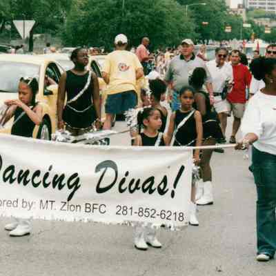 002, The Dancing Divas!, Carla Silvani