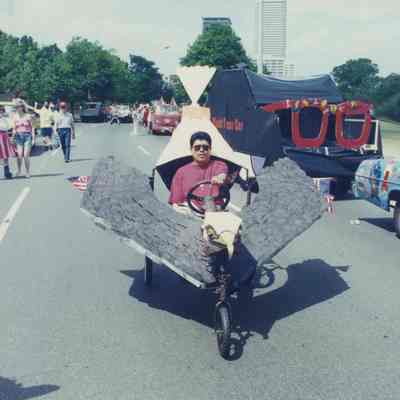 001, Motion Eagle, Pedro Aguilar