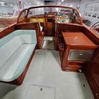          Shepherd 1953 Twin Rear Engine Runabout 27' picture number 3
   