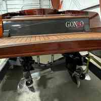          Van Dam 2007 Custom Runabout 30' picture number 6
   