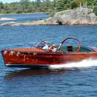         Vic Carpenter 2001 Launch Twin 27' picture number 5
   