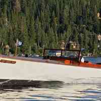          Fay & Bowen 1921 Launch 40' picture number 1
   
