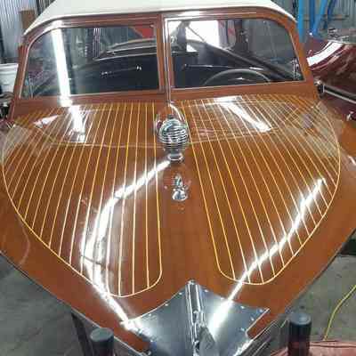 Greavette 1949 Sheerliner Sedan 24'
