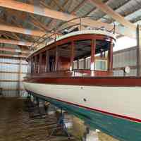          1909 Moore Glass Window Launch 41' picture number 5
   