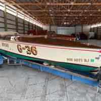          1925/2004 Dodge Gold Cup 26' 