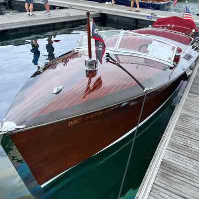 Gar Wood 1932 Triple Cockpit 28' "Nixie"