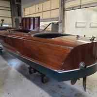          Minett Shields 1936 Triple Cockpit Runabout 27' picture number 4
   