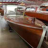          Minett Shields 1936 Triple Cockpit Runabout 27' picture number 5
   