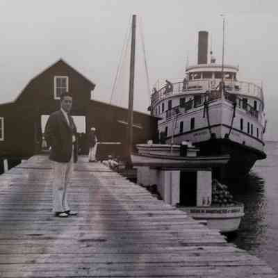 Anne Arundel and buy boat Seven Brothers at wharf.