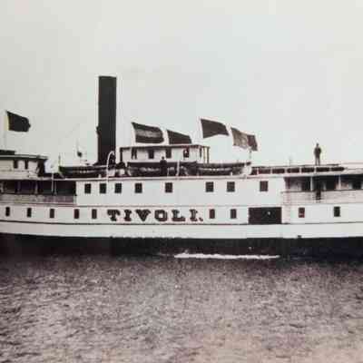 Almost perpendicular view of port.