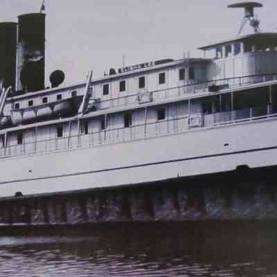 Steamer Elisha Peck, Originally Named Richard Peck
