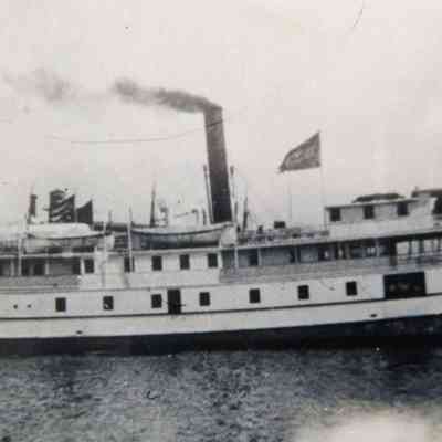 Straight on amidships shot of starboard side after the 1921 conversion.