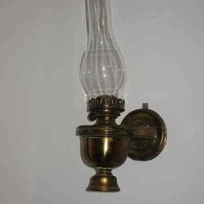 Lamp, Oil