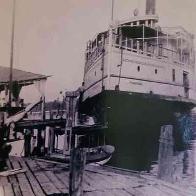 Closeup shot of Piankatank approaching wharf, circa. 1930.