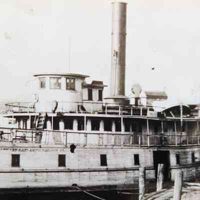 Oblique angle shot of port and bow. She appears to be in layup.