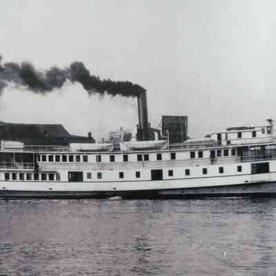 Steamer Cambridge (1890)