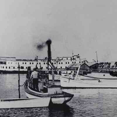 Solomons Island Wharf, Chesapeake Bay