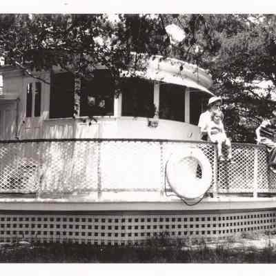 Potomac Pilothouse at White Stone