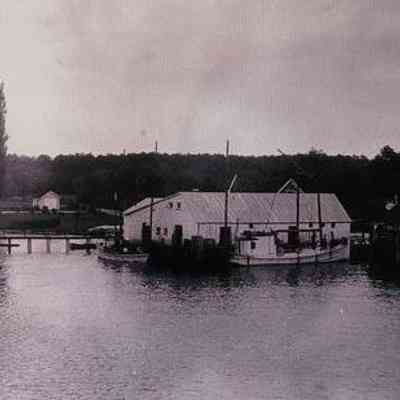 Closer in, circa 1937.