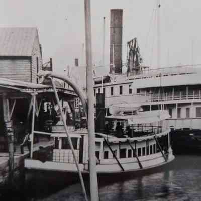 Slight angle shot of stern.