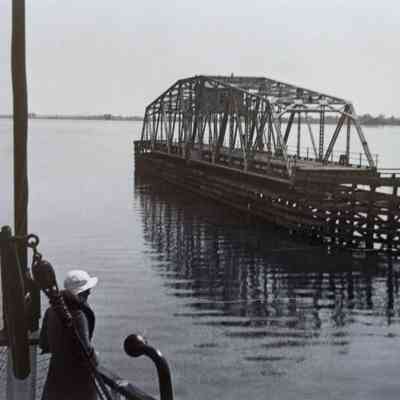 Swing bridge at Tappahannock.: Bridge was built in 1927 crossing the Rappahannock River connecting Tappahannock, on the Middle Peninsula, to Warsaw  on the Northern Neck.  Bridges is in the open position allowing steamer, on its way to Fredericksburg, to pass through.
