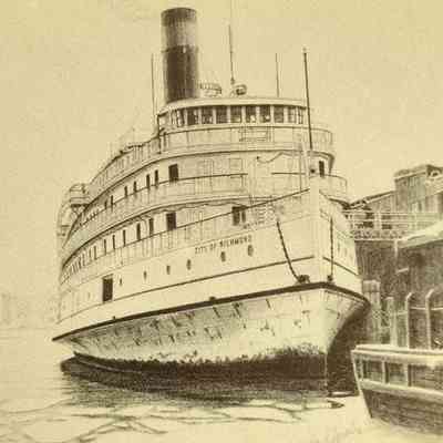 Pencil drawing at pier in Baltimore. Bow and starboard side.