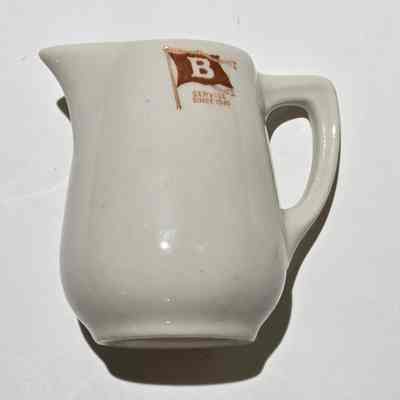 Ceramic cream server