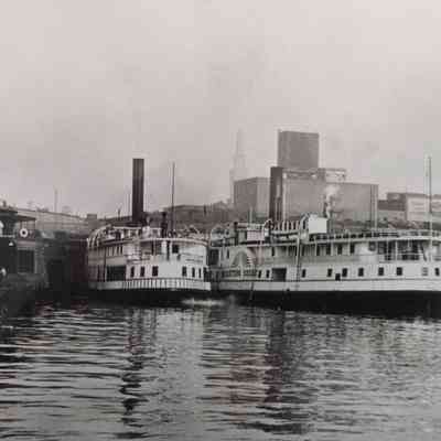 Multiple Steamers in Photograph