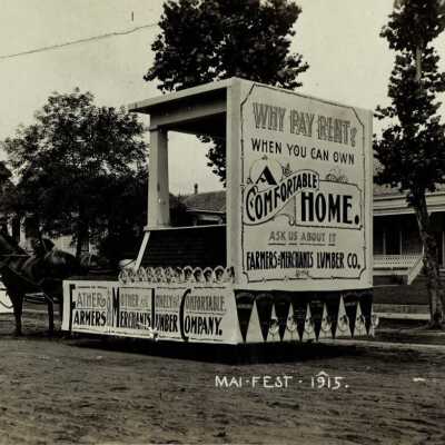 Image, 1915 Parade Float