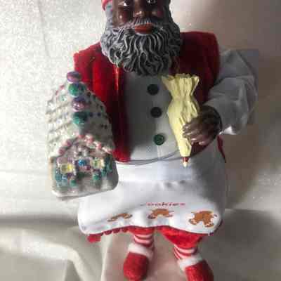 Pastry Santa