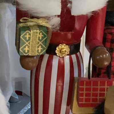 Nutcracker 8 inch Lady Clause Sister Christmas