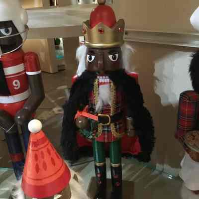 Nutcracker Red Jewel Gold Crown Plaid Armor