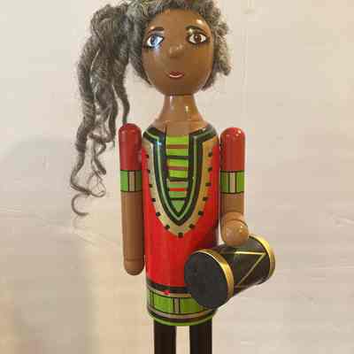 17” Kwanzaa Drummer