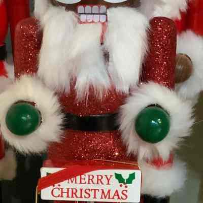 Nutcracker Santa Red Glitter Countdown