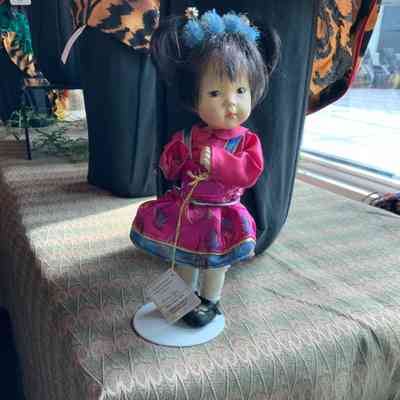 Blossom: Hands Across the World Figurine