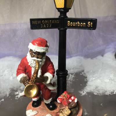 Santa playing sax in New Orleans