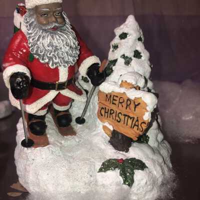 Ski Bound Santa