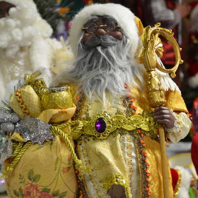 Gold Santa with linen gift bag