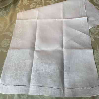 Small Hand Towel with Rose Jacquard