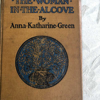 The Woman in the Alcove